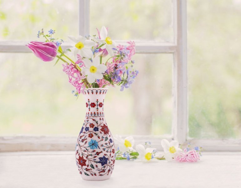 marble_inlay_flower_vase